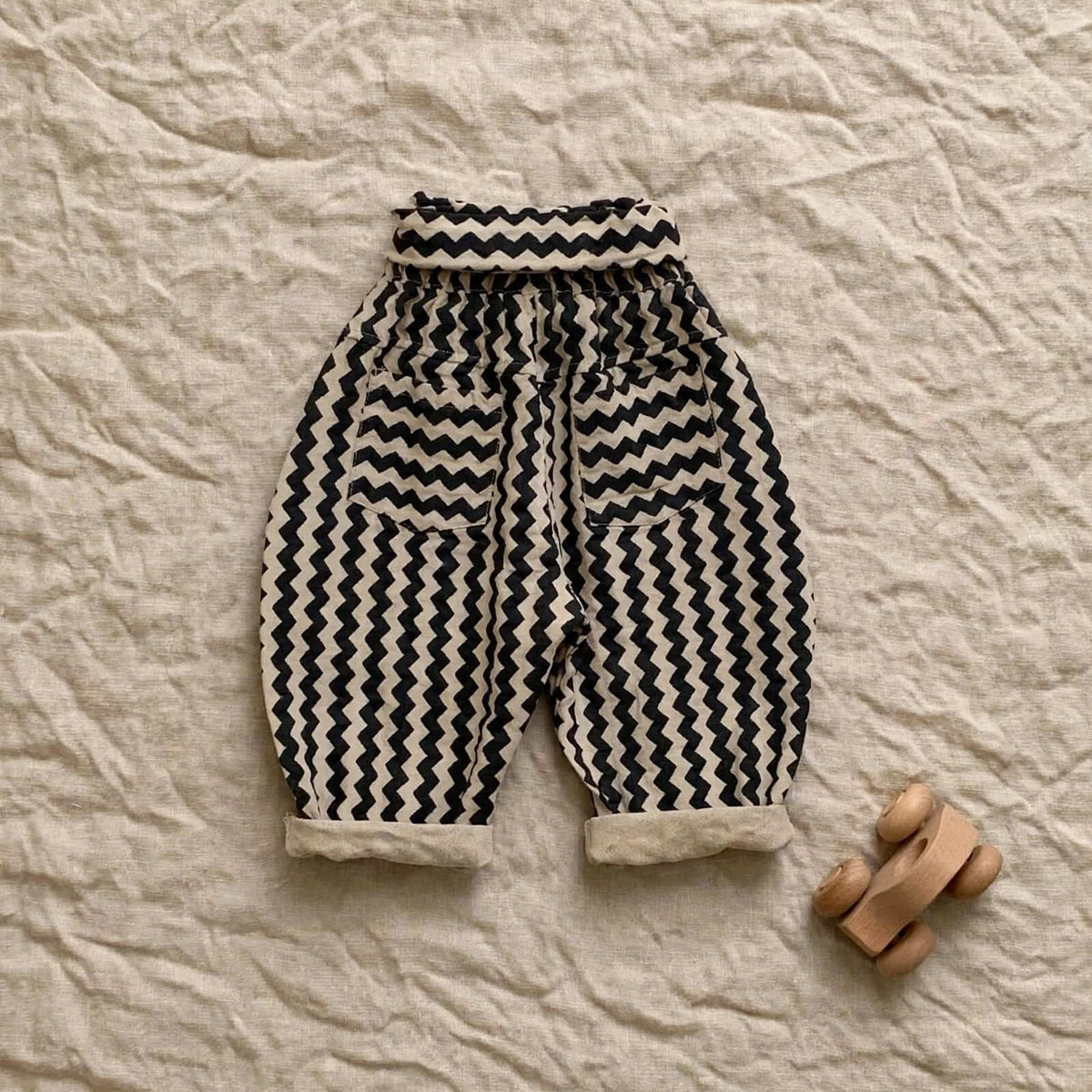 Pantalon Harem Enfant à Zigzags Noir et Écru - 1 à 6 ans