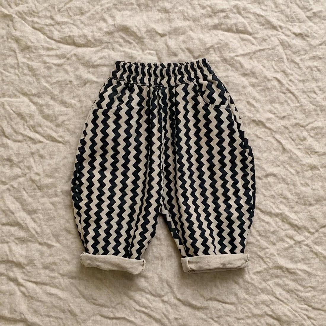 Pantalon Harem Enfant à Zigzags Noir et Écru - 1 à 6 ans
