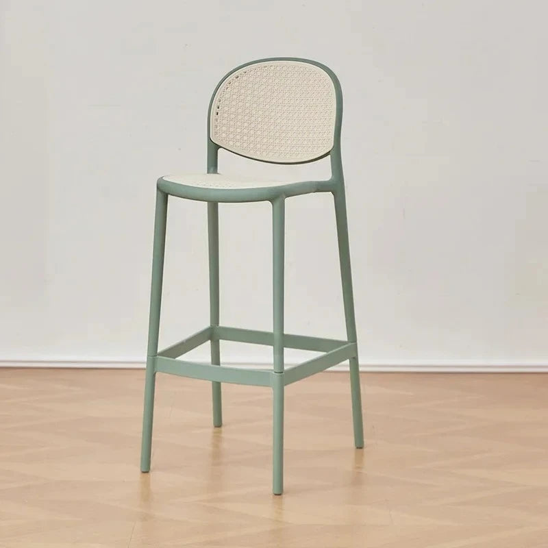 Tabourets de bar en plastique modernes et simples