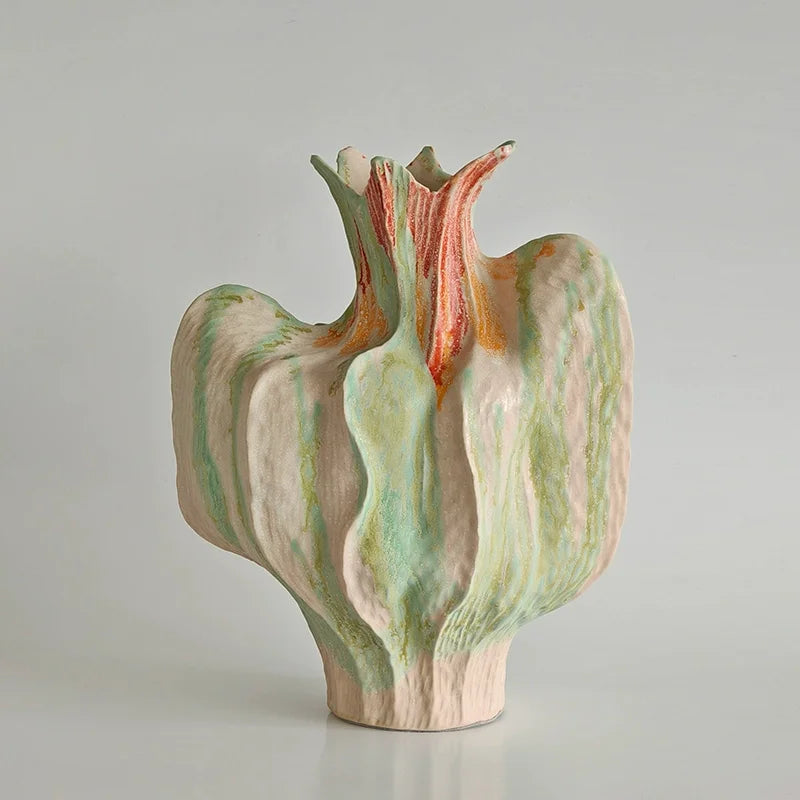 Vase en céramique abstrait fait à la main