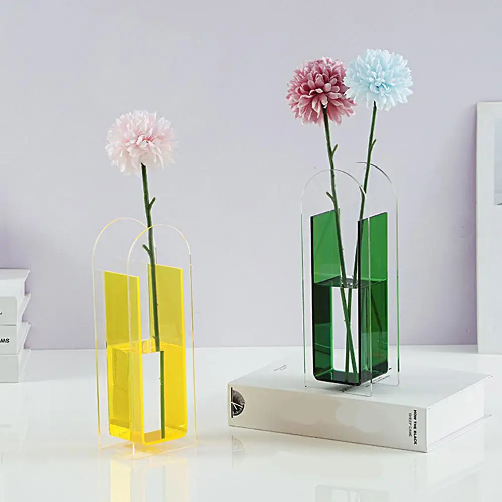 Vase à fleurs aux couleurs vives