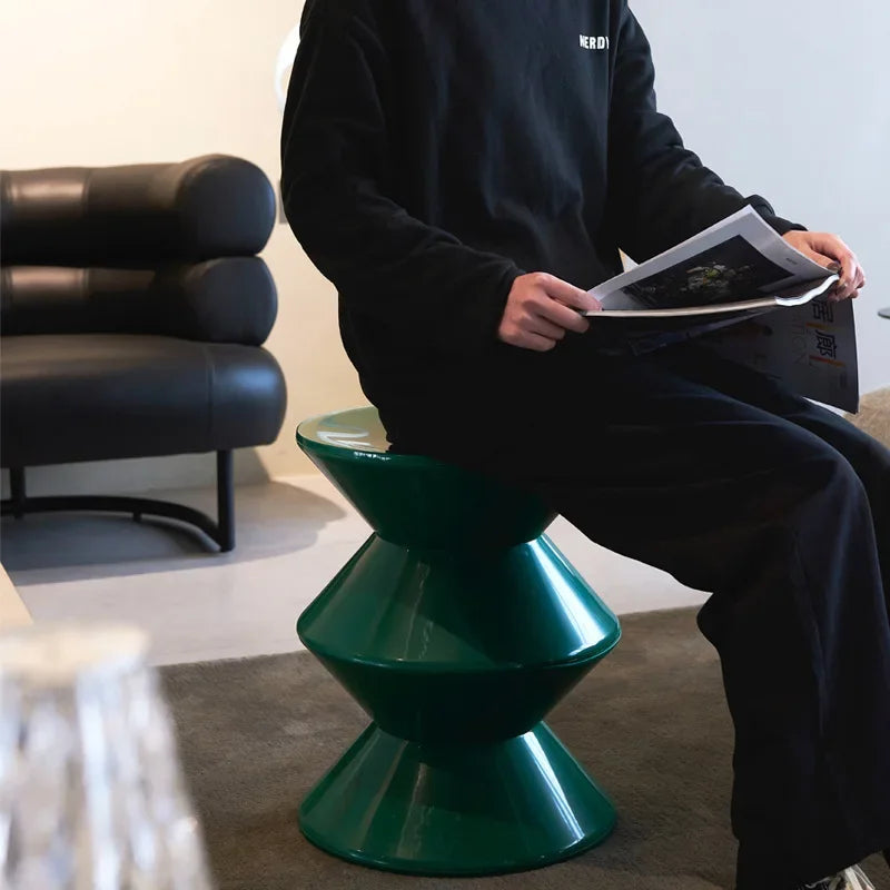 Tabouret bas en plastique