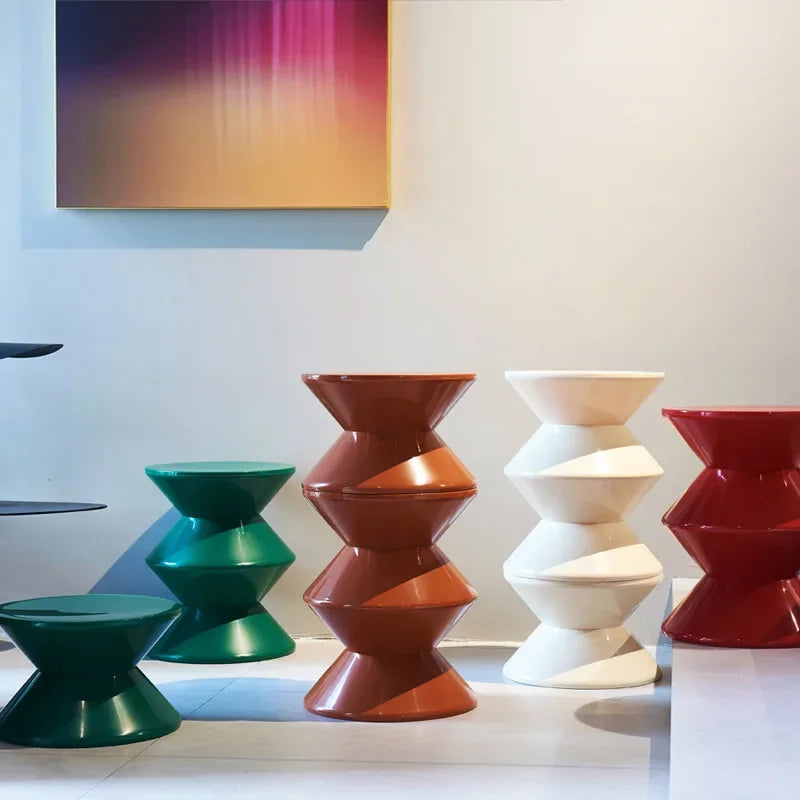 Tabouret bas en plastique