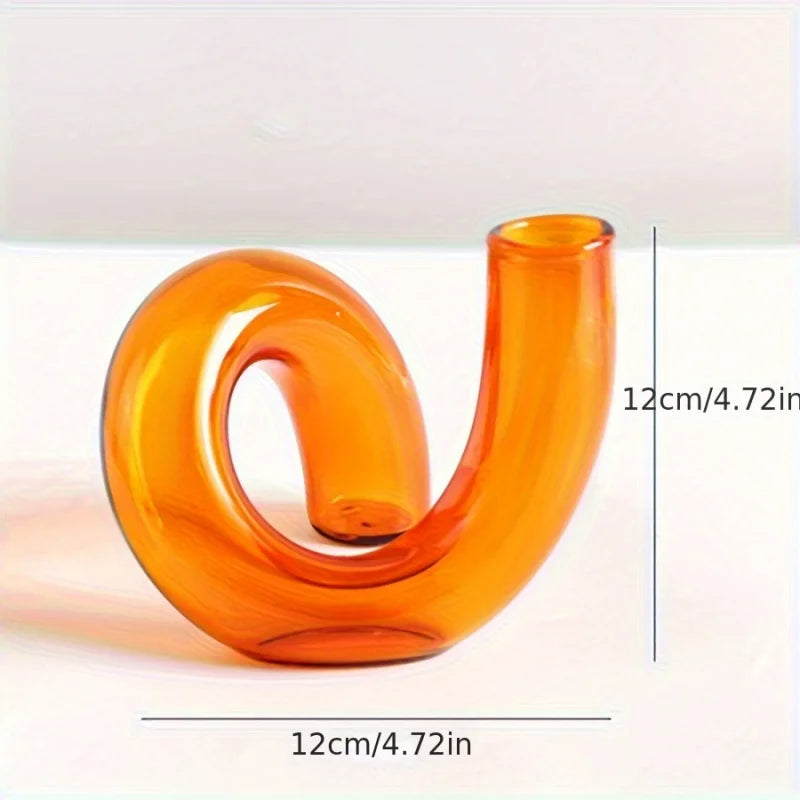 Vase en verre asymétrique