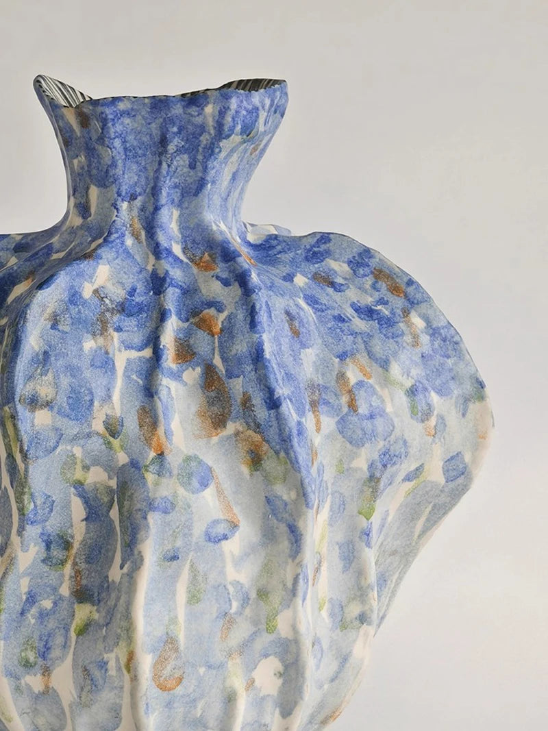 Vase en céramique abstrait fait à la main
