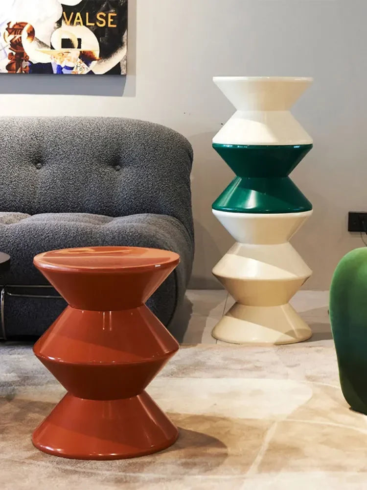 Tabouret bas en plastique